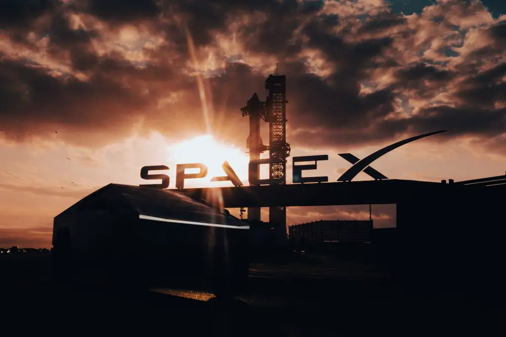 SpaceX Targets Jan 11 2025 For Starship Flight Test 7; NASA HighTech