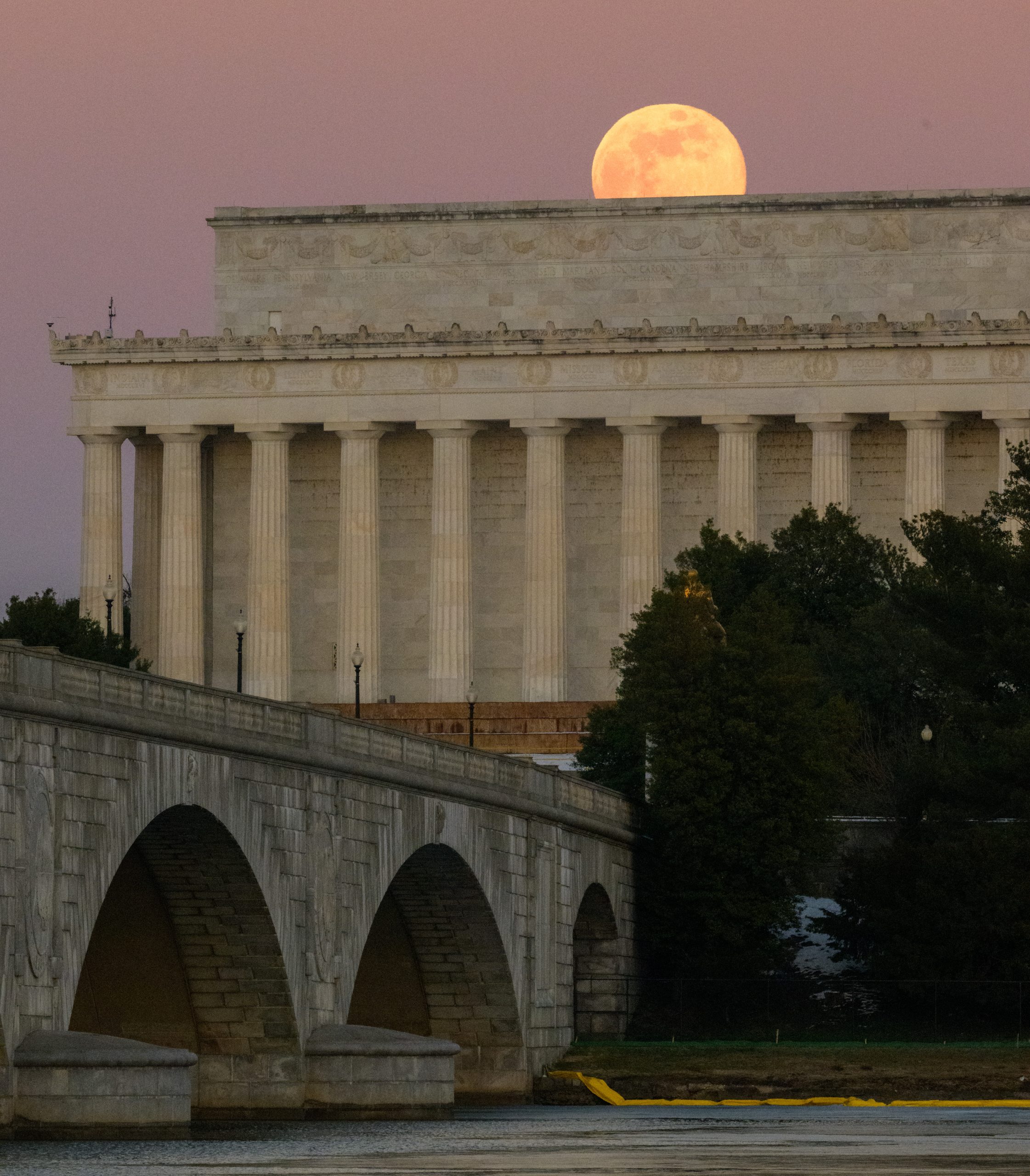 Wolf Moon in Washington Space Launch Schedule