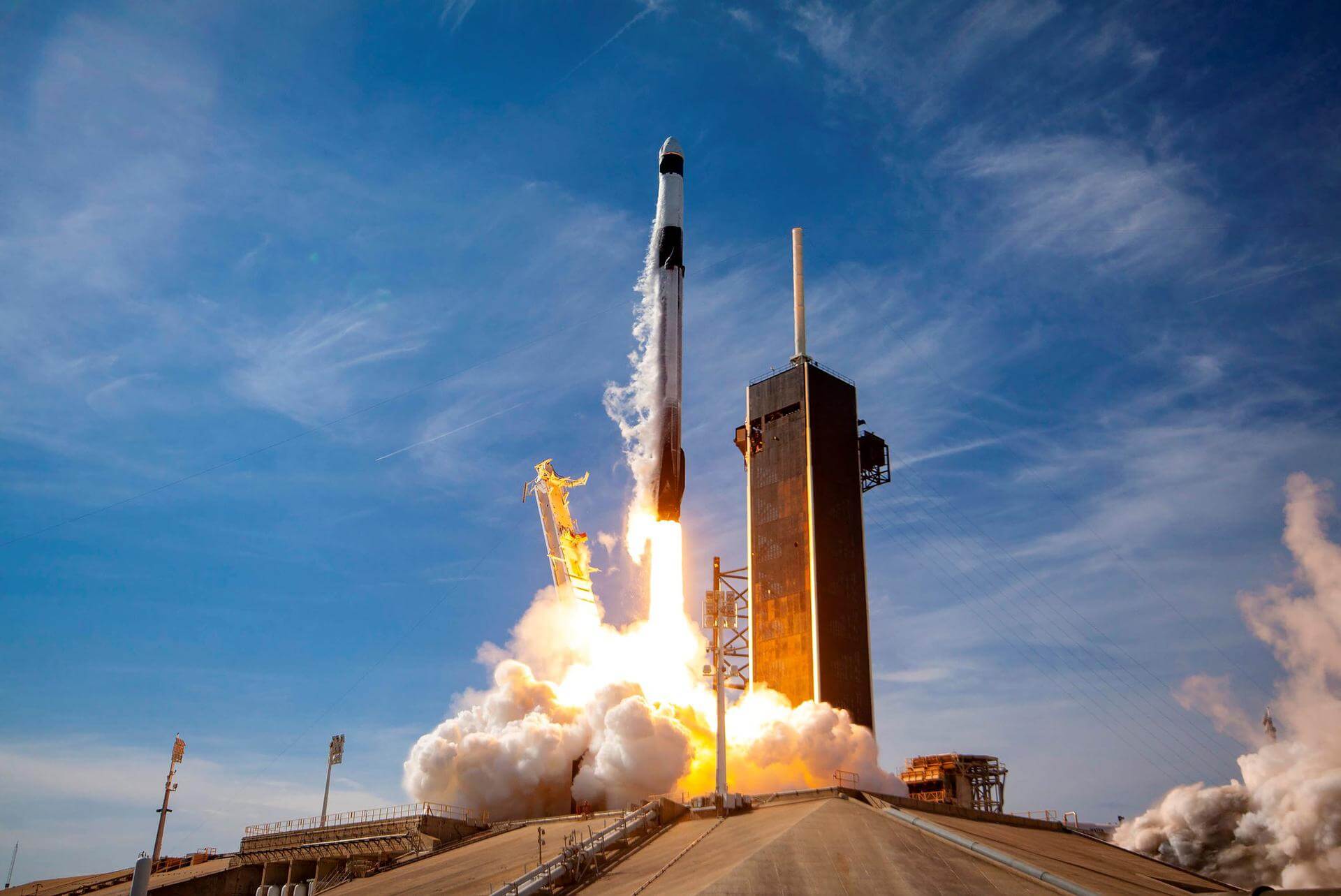 SpaceX Dragon CRS2 SpX26 Falcon 9 Block 5 Rocket Launch