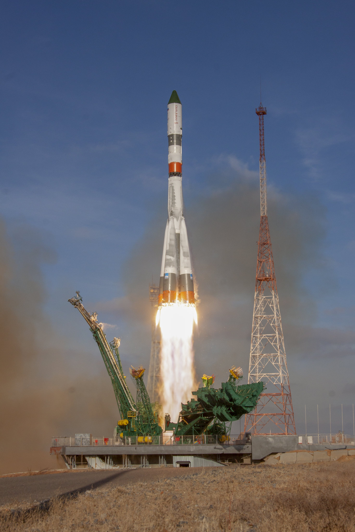 russian-federal-space-agency-roscosmos-progress-ms-02-63p-soyuz